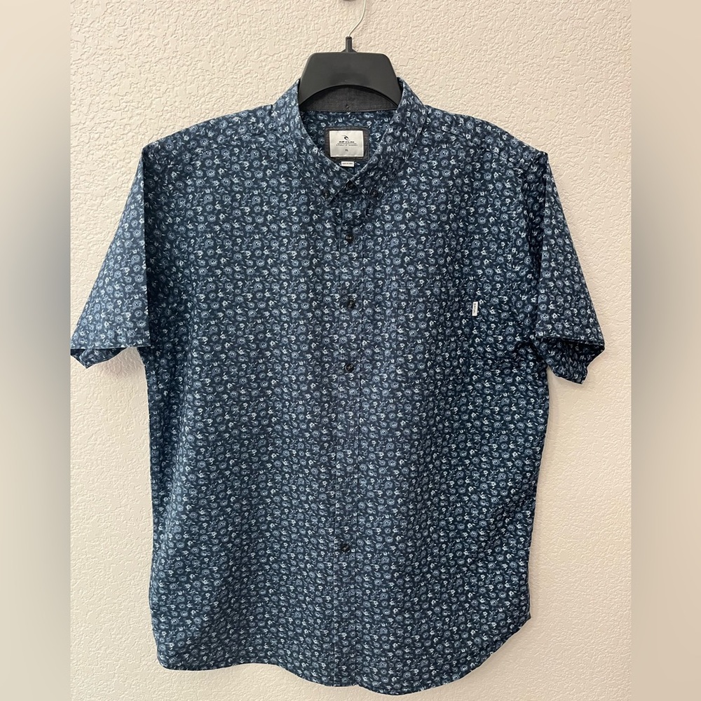 Rip Curl Men's Flower Shop Printed Short Sleeve Button Down Shirt Size XL